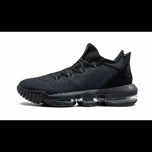 Men's Nike Lebron XVI Low Black/Black size 8 NWOT